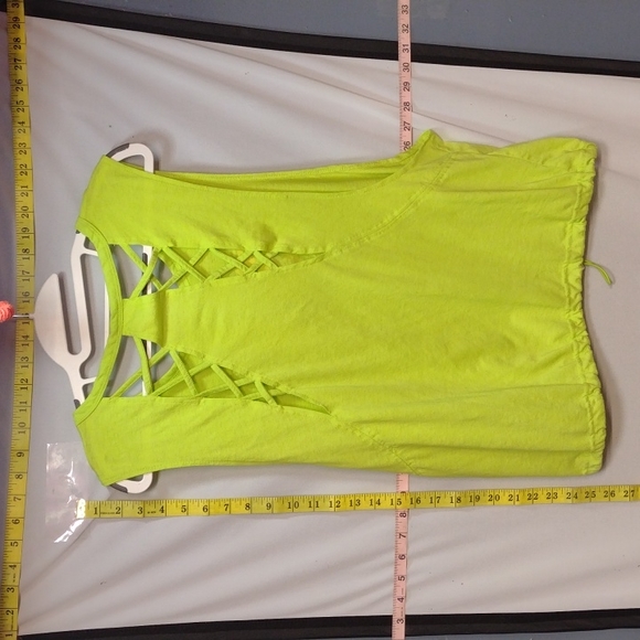 Lime green butterfly top - Picture 5 of 10